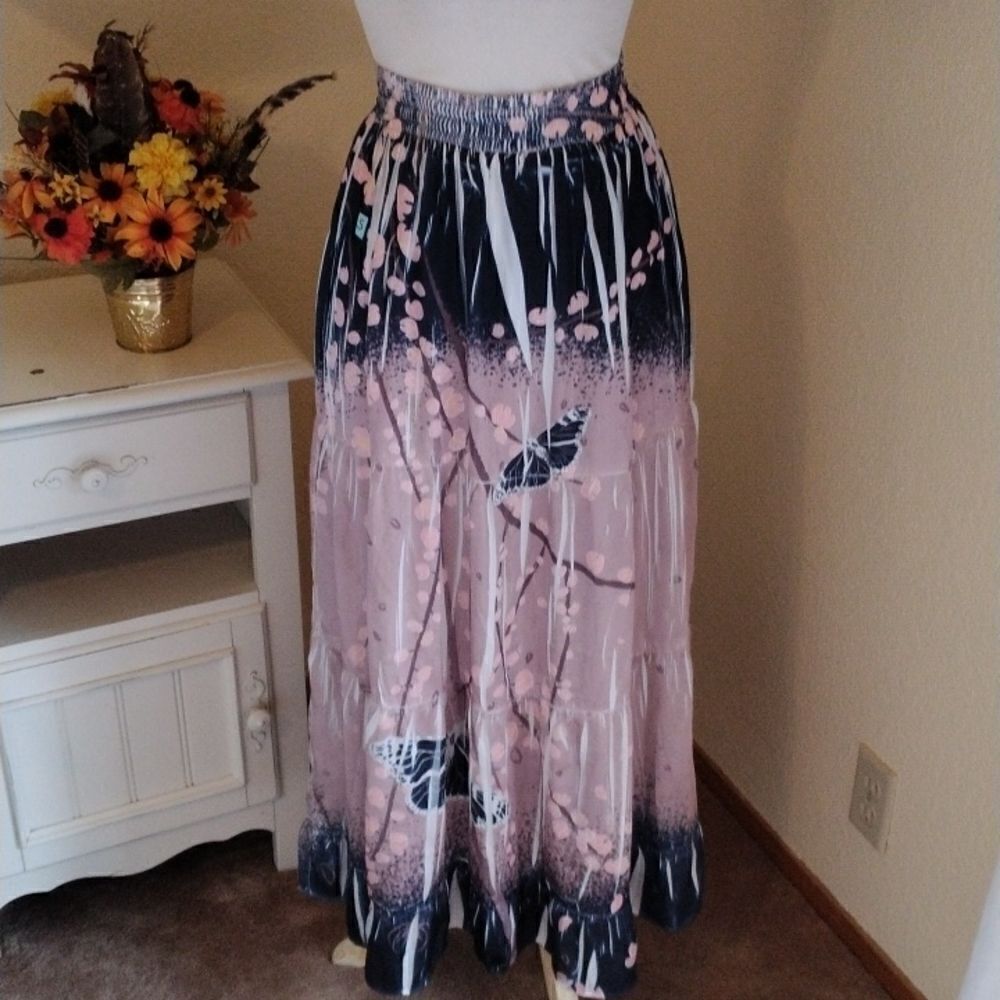 J. Gee Satiny Skirt